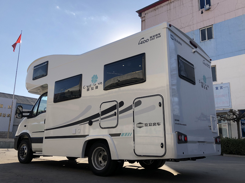 幸運(yùn)四葉草房車，旅行更舒適選擇